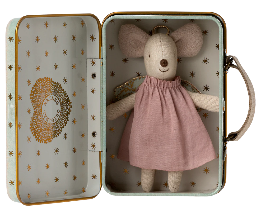 Angel mouse in suitcase  image 0