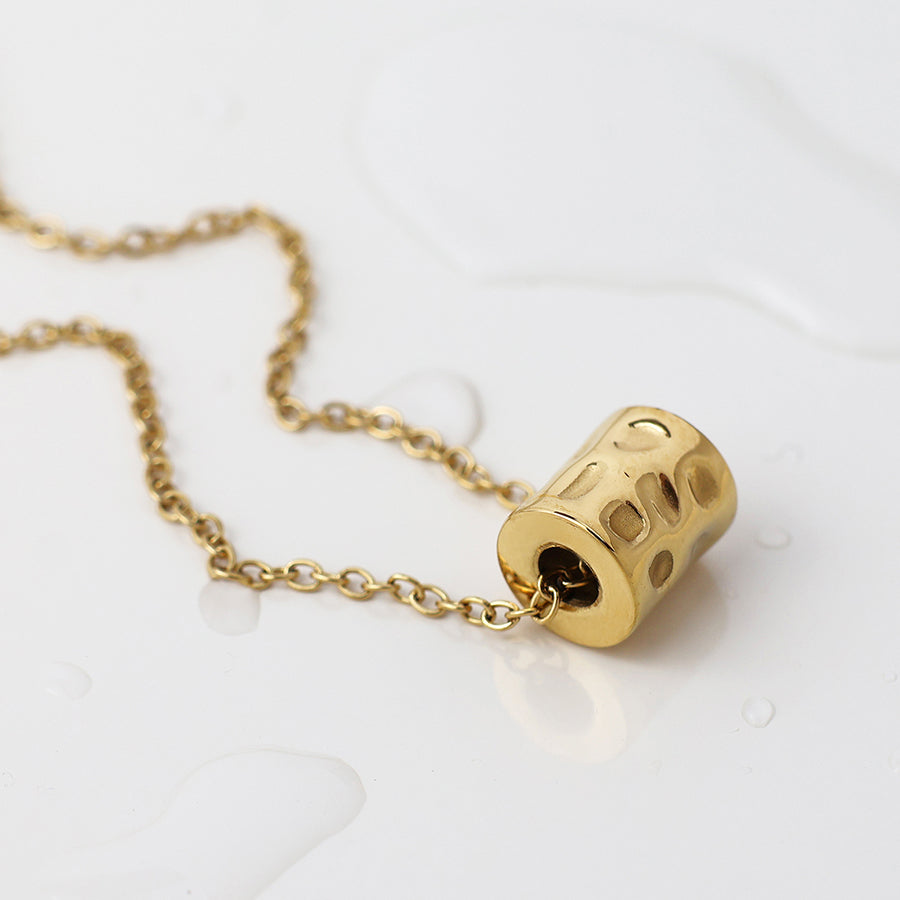 Cylinder necklace