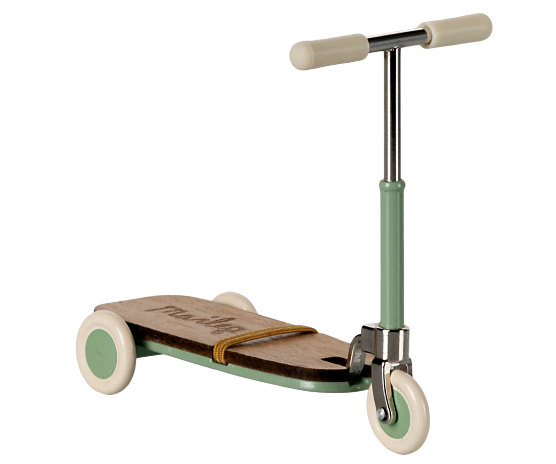 Maileg scooters  image 0