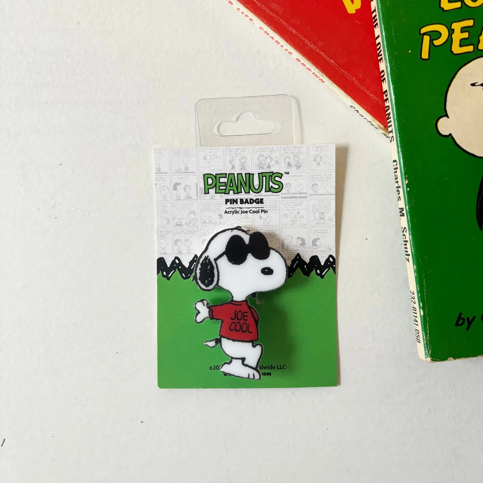 Peanuts Joe Cool pin badge  image 0