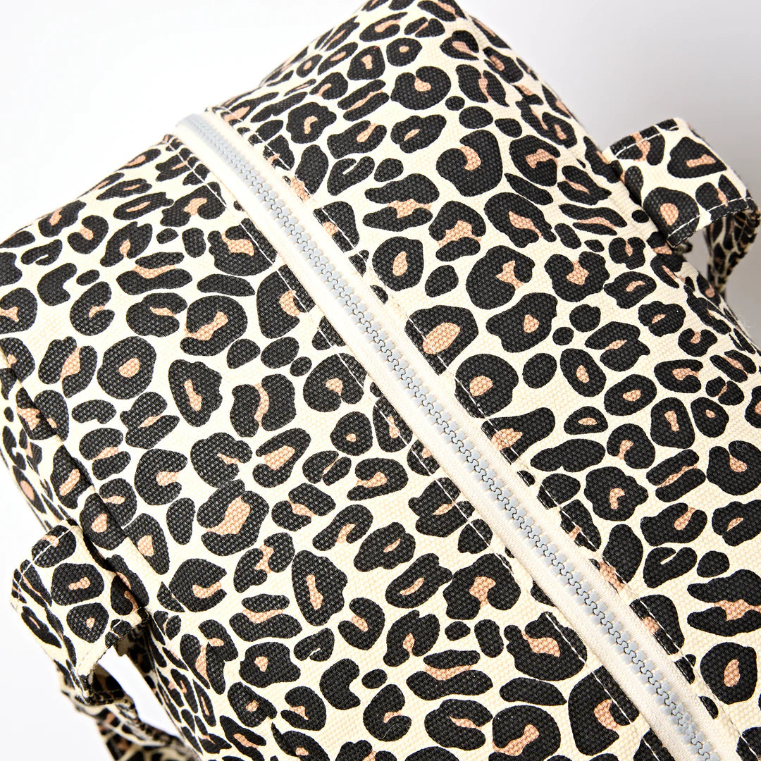 Sloane shoulder bag in savannah leopard