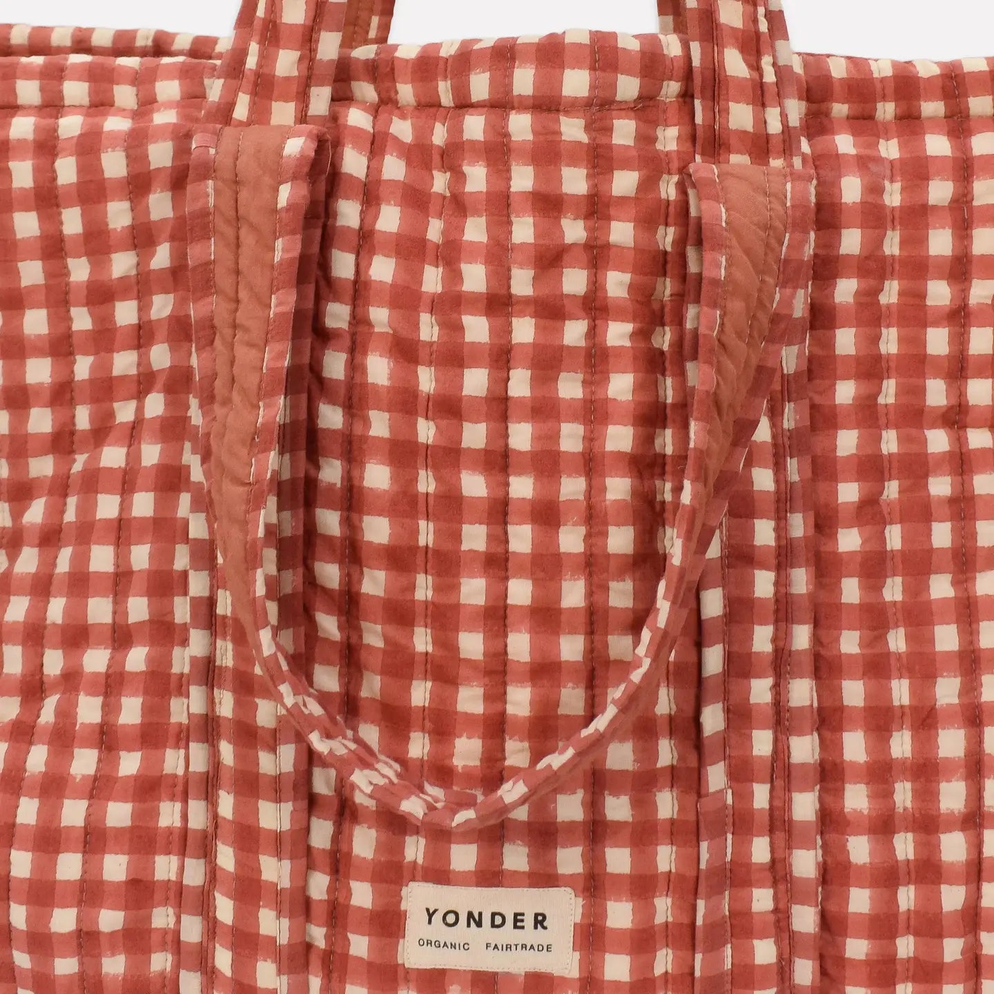 Yonder quilted carry all - gingham