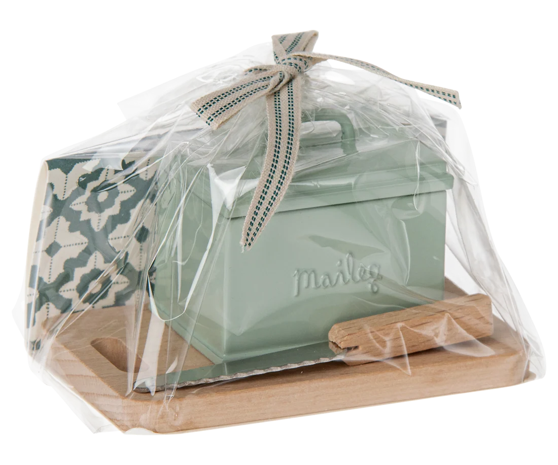 Bread box with utensils miniature