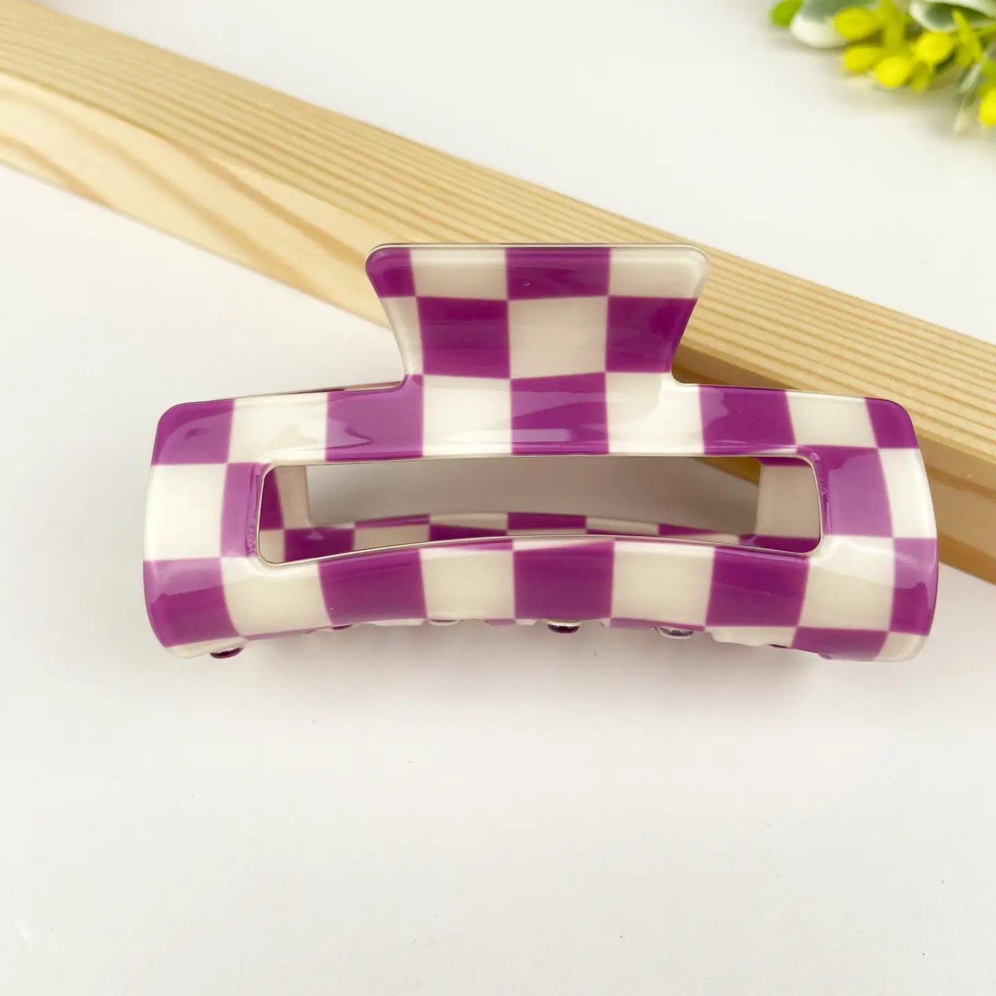 Checkboard retro hair claw clip light- purple and white