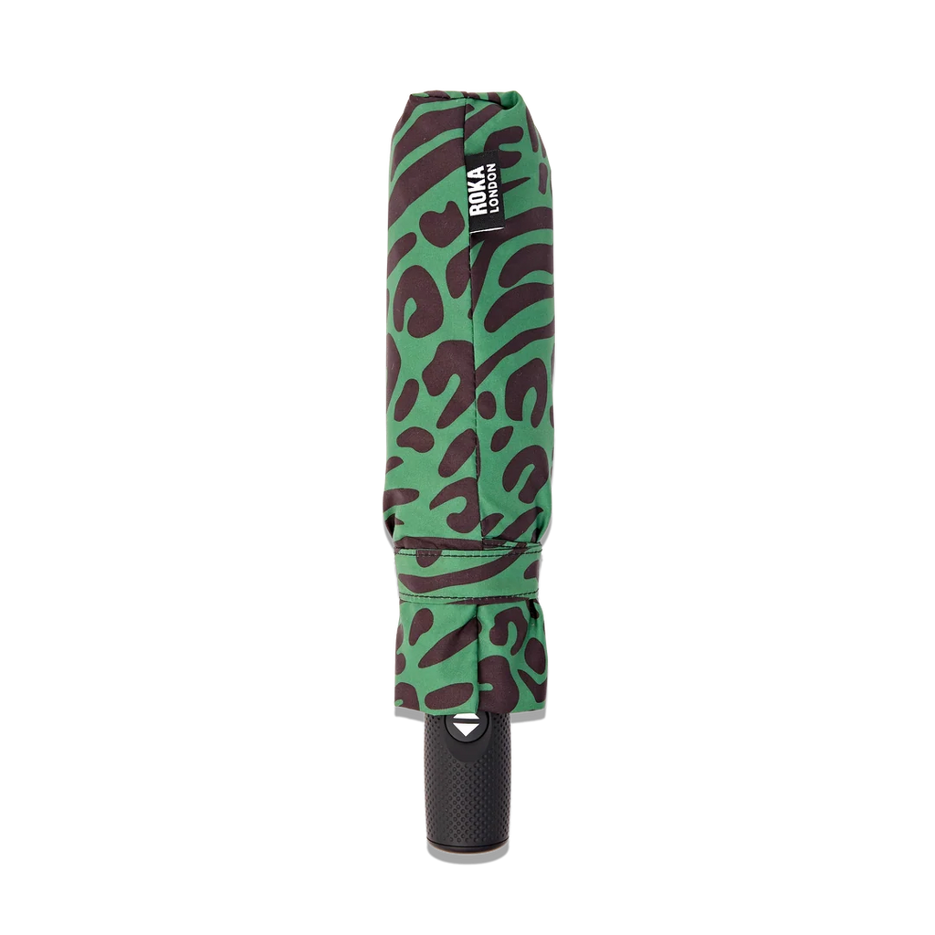 Waterloo umbrella in mixed animal artichoke
