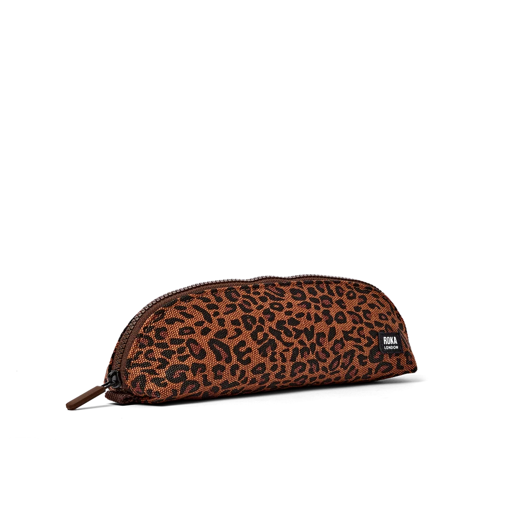 Tate pencil case in leopard mini