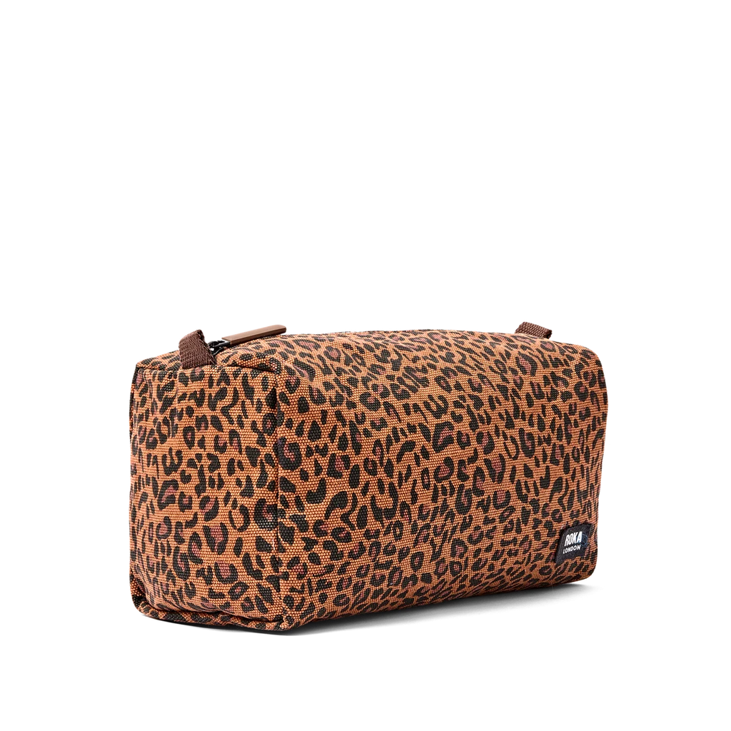 Maygrove wash bag in mini leopard