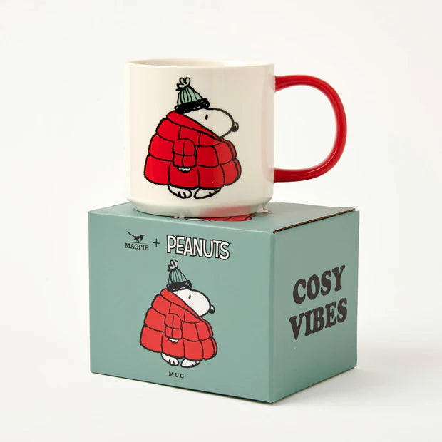 Peanuts cosy vibes mug