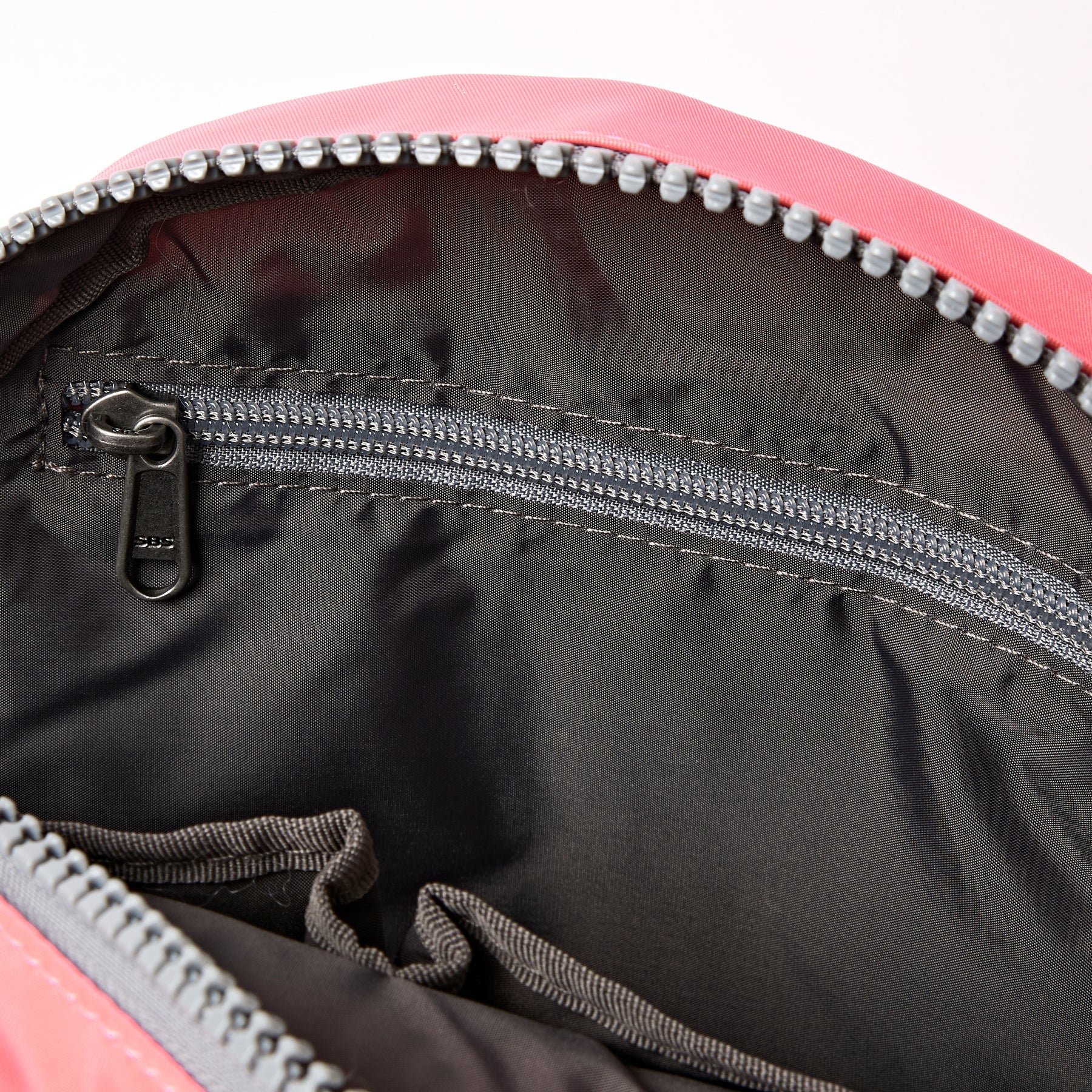 Paddington crossbody bag in pink lemonade