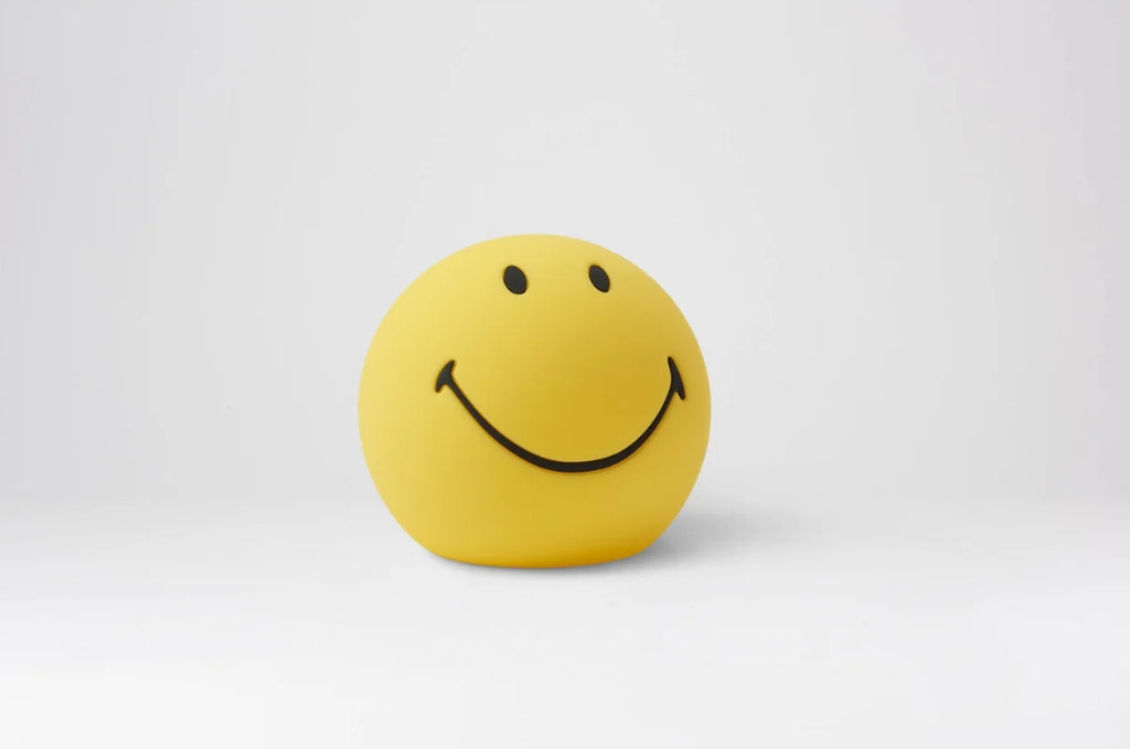 Yellow smiley bundle of light