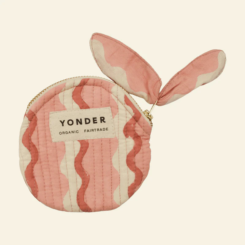 Quilted coin purse wiggle floss