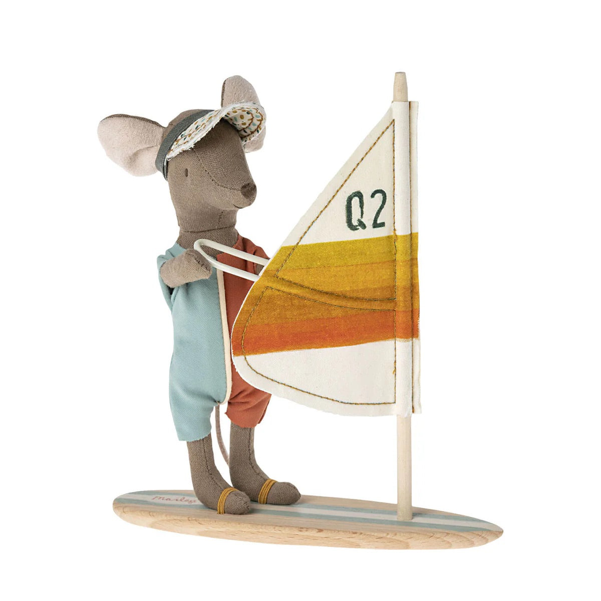 Beach surfer mouse - big brother image 0