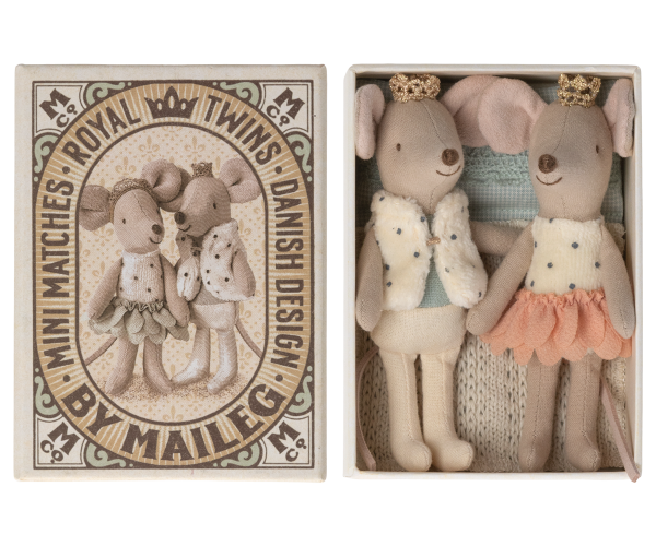 Royal twins mice - little sister and brother in a box image 0