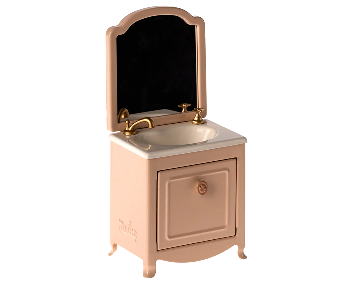 Sink dresser  image 0