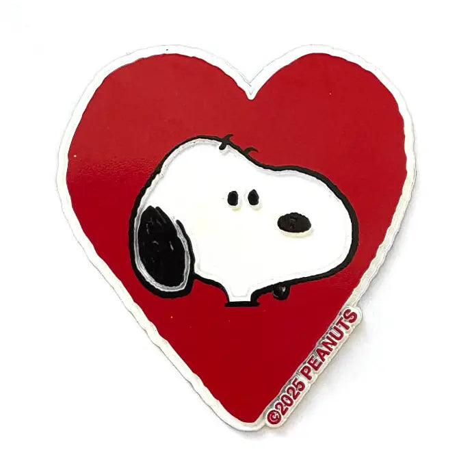 Snoopy heart fridge magnet